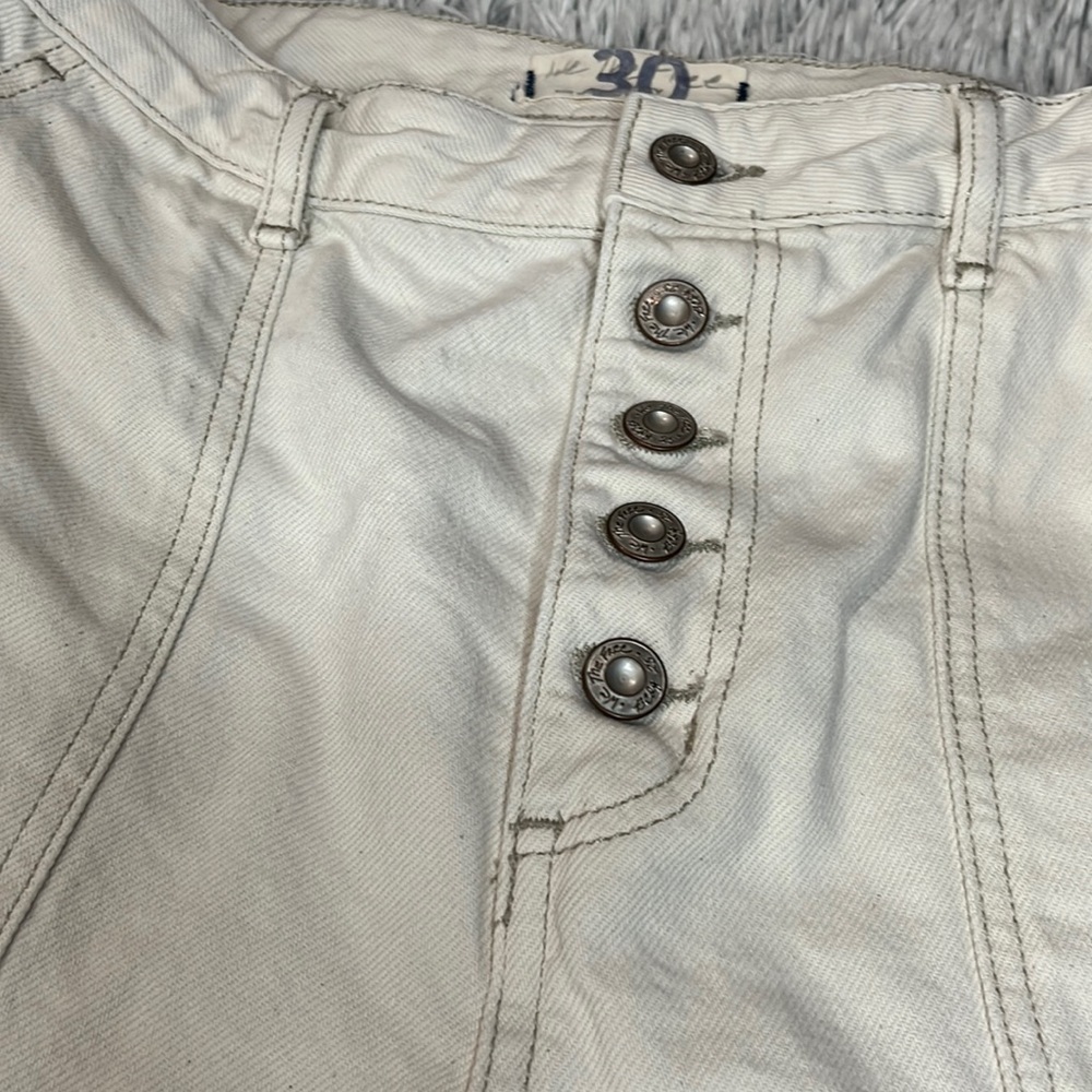 We the free white cut off jean shorts size 30